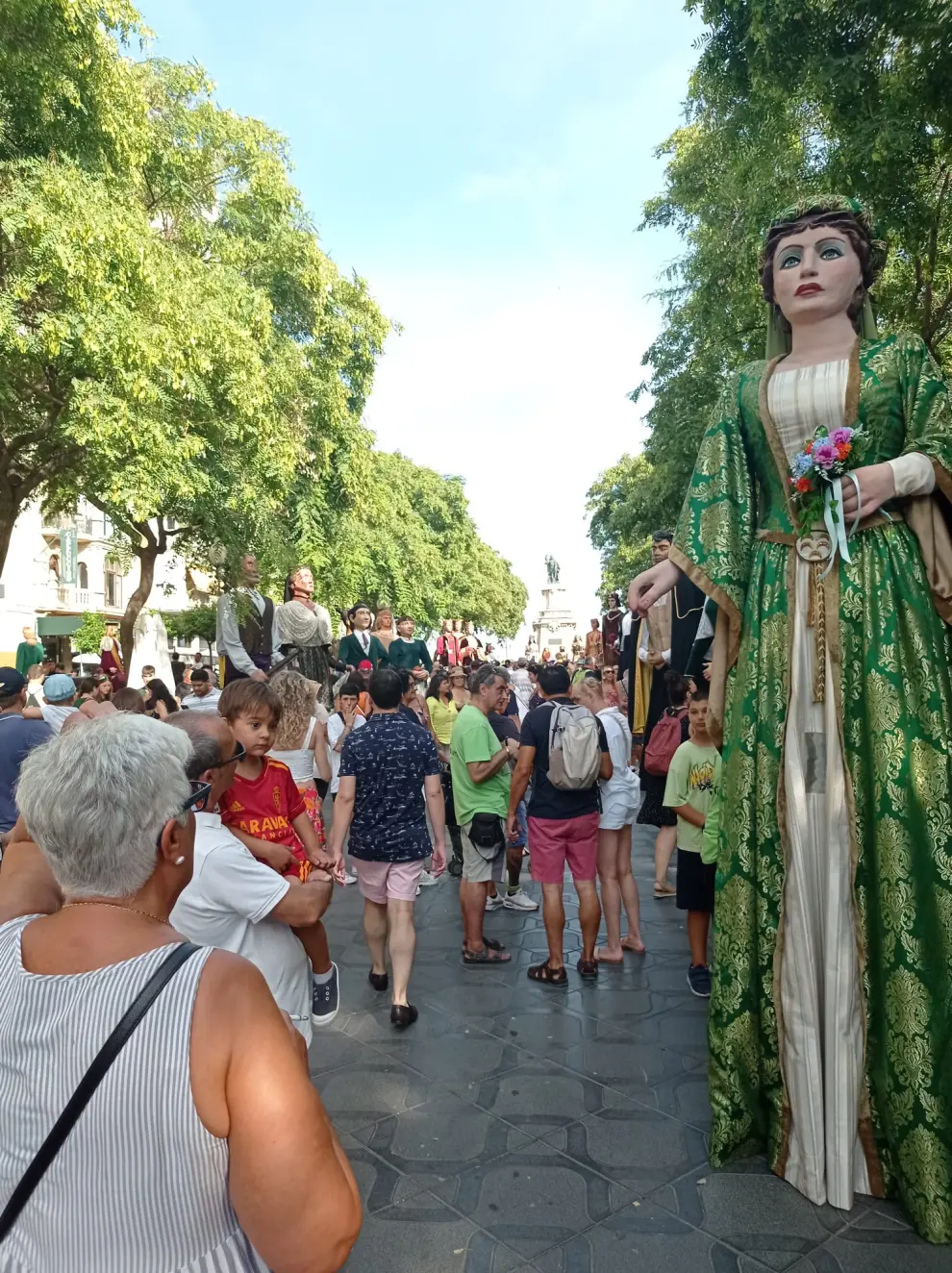 Los cabezudos del Arrabal, en las fiestas de Tarragona.