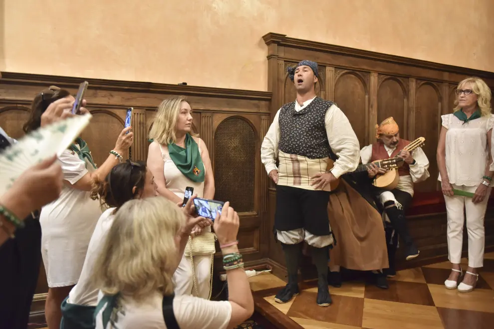 El Ayuntamiento ofrece una recepción a los oscenses que viven fuera de Huesca y vuelven en las Fiestas de San Lorenzo.