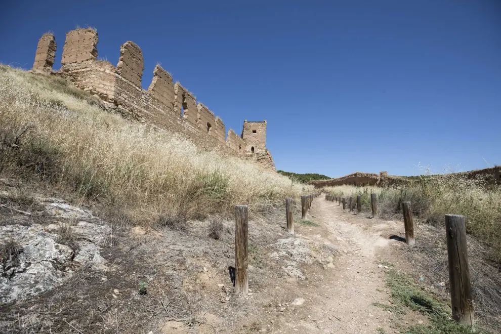 Vista general del Castillo de la Morica Encantada en Daroca