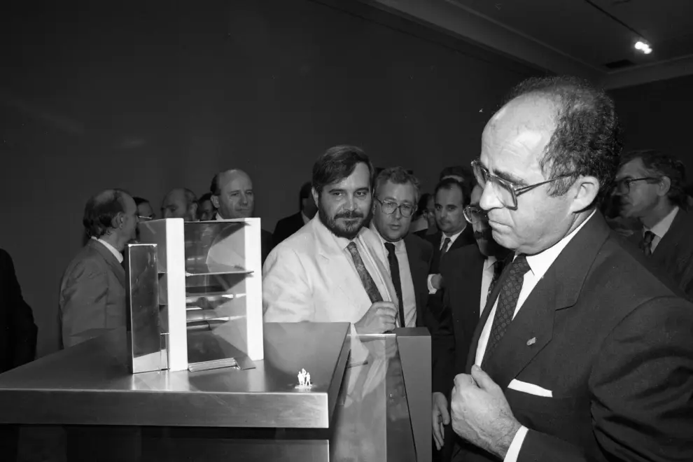 José Manuel Pérez Latorre en la presentación del pabellón de Aragón en la Expo 92 de Sevilla