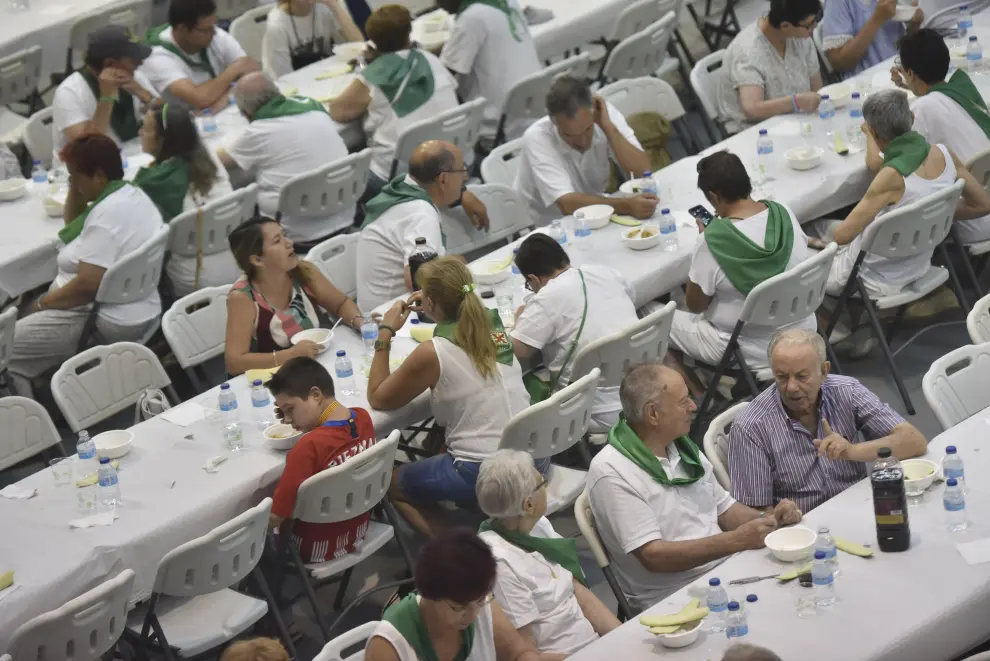 Fotos del Homenaje a los mayores en las Fiestas de San Lorenzo.