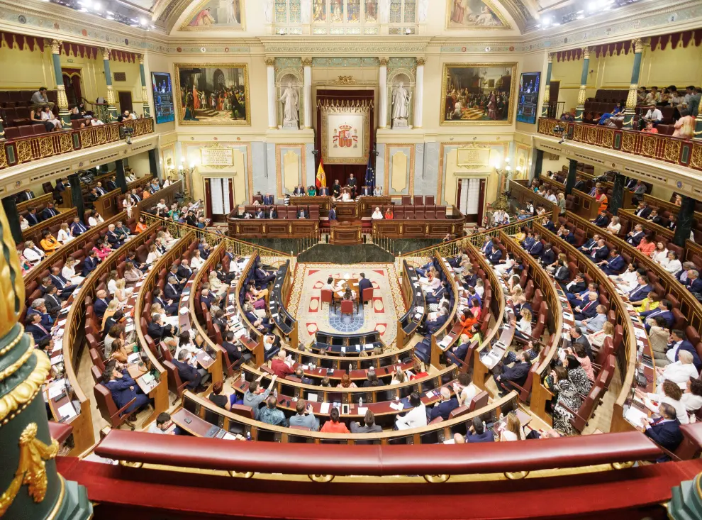 Sesión constitutiva de las Cortes Generales de la XV Legislatura: Congreso de los Diputados y Senado