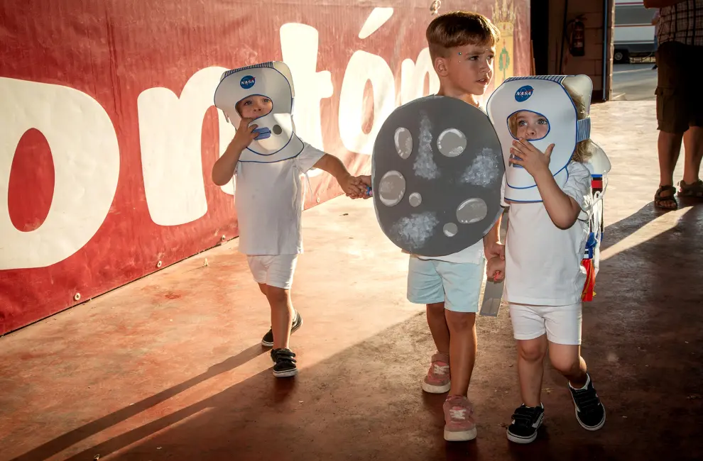 Los más pequeños de Montón demuestran su ingenio, creatividad y originalidad disfrazándose en el último días de las Fiestas de San Agustín