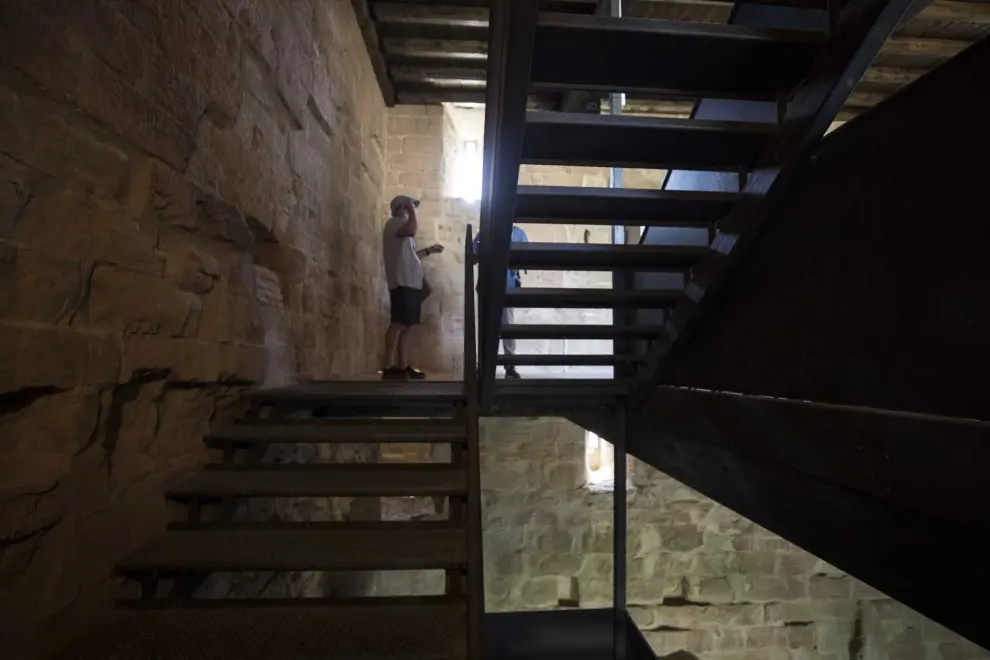 Escaleras del interior de la Torre del Castillo de Biel