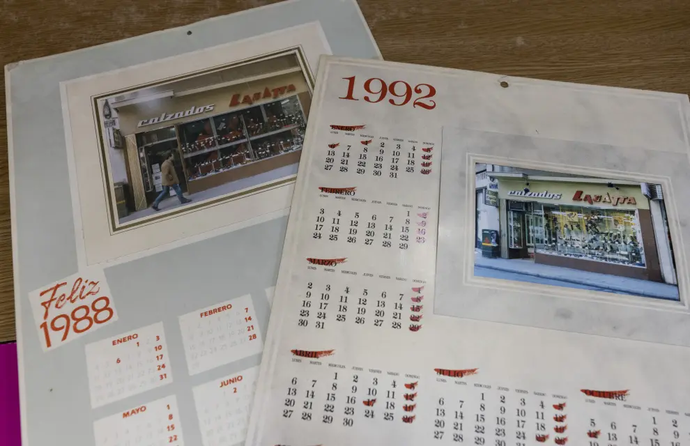 Calendarios de la zapatería de los años ochenta y noventa.