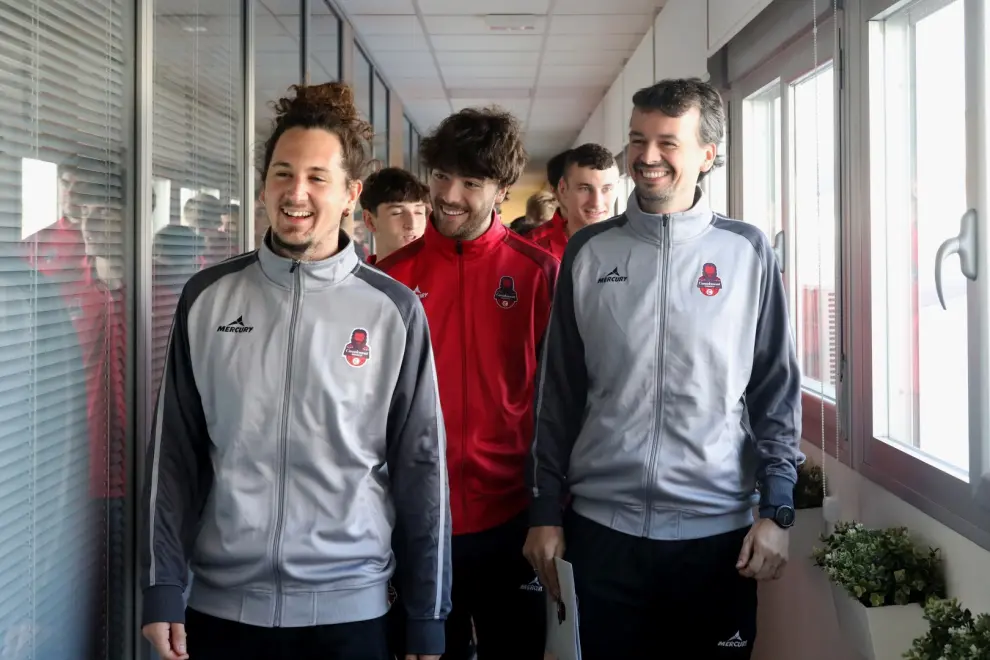 Presentación del Balonmano Casademont Zaragoza en las instalaciones de la planta de Contazara