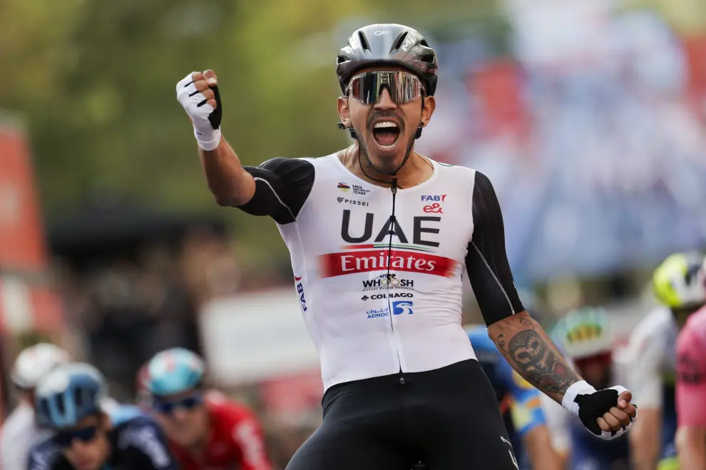 El colombiano Juan Sebastian Molano se impone venccedor de la 12ª etapa de la Vuelta Ciclista a España 2023