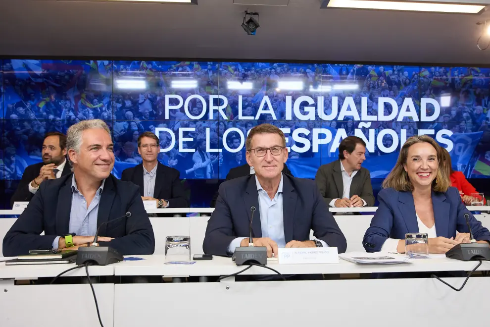 Foto de la Junta Directiva Nacional del PP en Madrid, presidida por Alberto Núñez Feijóo, con la presencia de Jorge Azcón