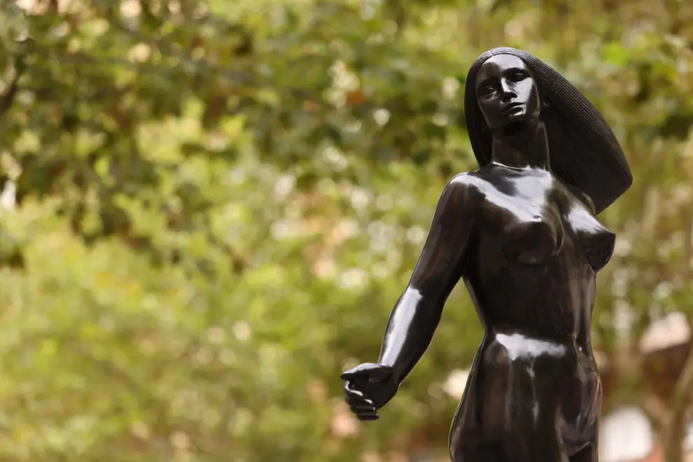 La familia del artista catalán Ricard Sala ha donado a Zaragoza una escultura que realizó en 1978 y que rinde homenaje a la condición femenina.