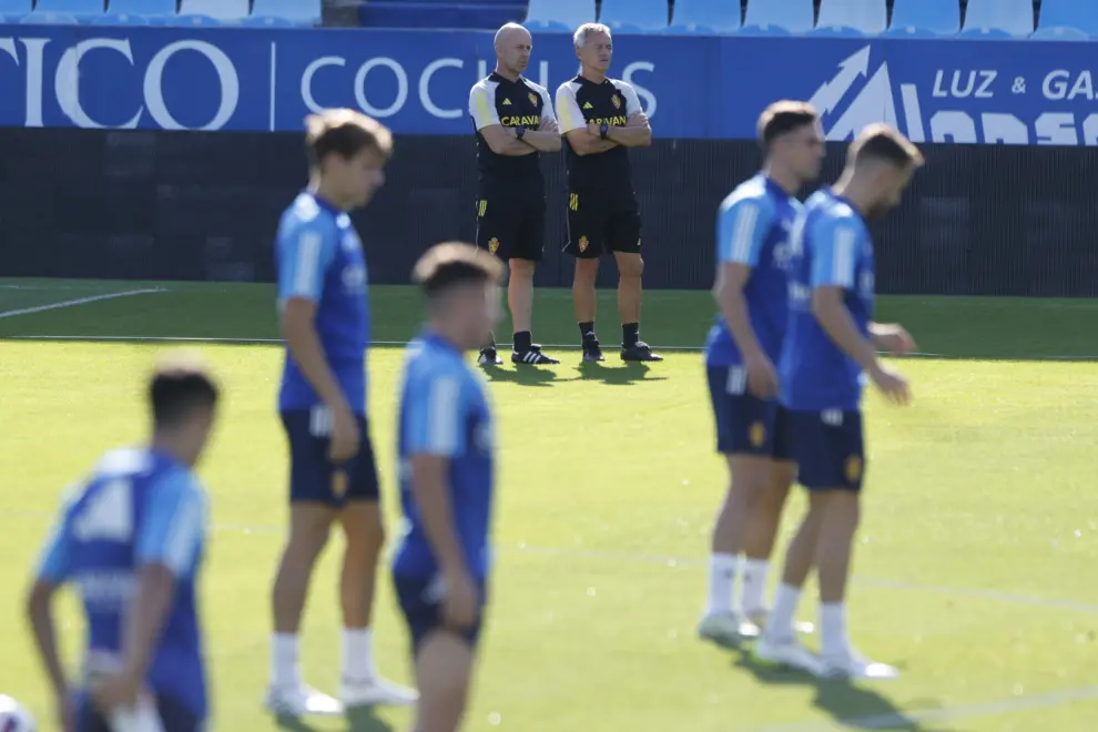 Imágenes del entrenamiento del equipo que dirige Fran Escribá en la Ciudad Deportiva. El Real Zaragoza ya mira al próximo rival, el Racing de Santander, en el duelo de la jornada 6 de Segunda División.
