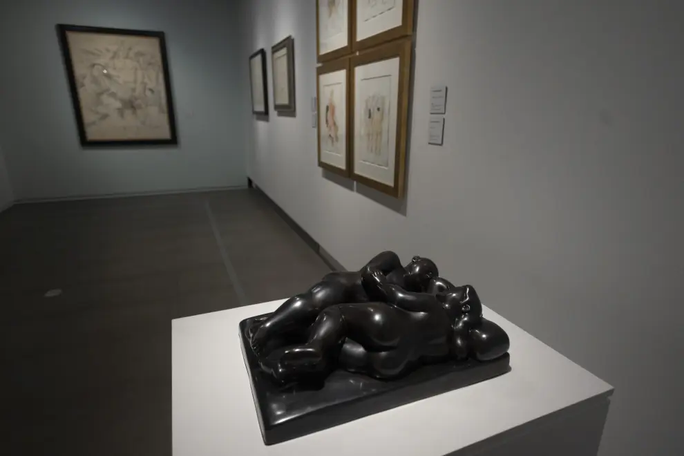 Fotos de la exposición 'Sensualidad y Melancolía' de Fernando Botero en el Museo Goya de Zaragoza