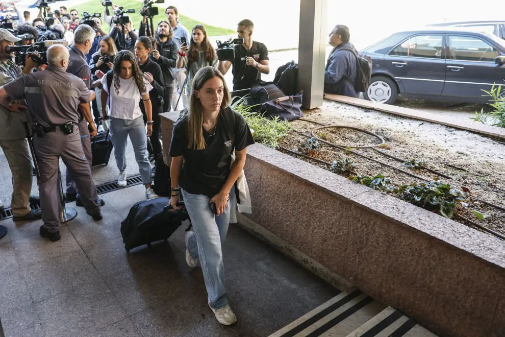 Las jugadores y el cuerpo técnico acuden al hotel de Madrid donde deben concentrarse.