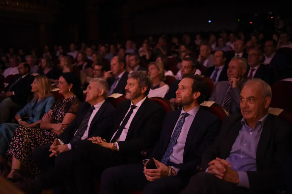 El Teatro Olimpia de Huesca ha sido escenario de la entrega de la tercera edición de los Premios al Comercio de Aragón.