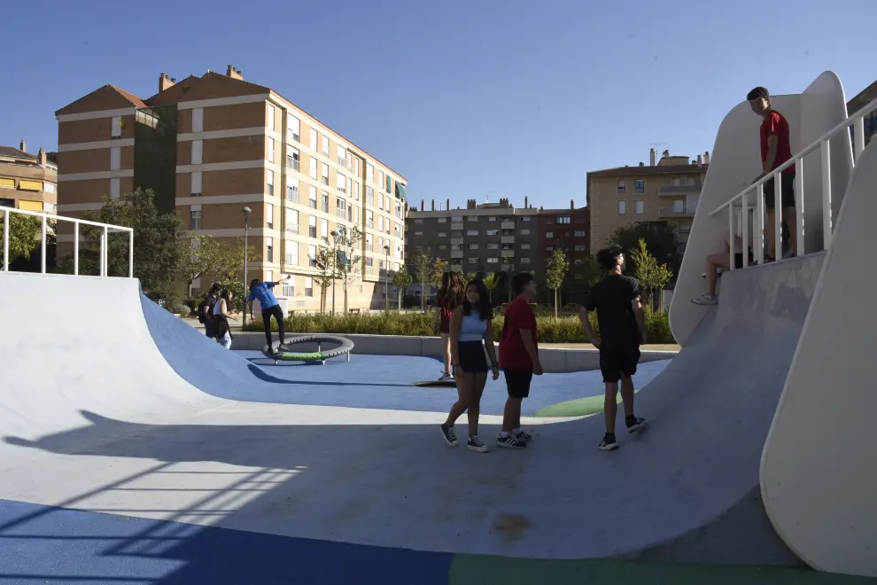El Ayuntamiento de Huesca ha invertido más de 870.000 euros en la renovación del parque San Martín a lo largo de distintas fases.