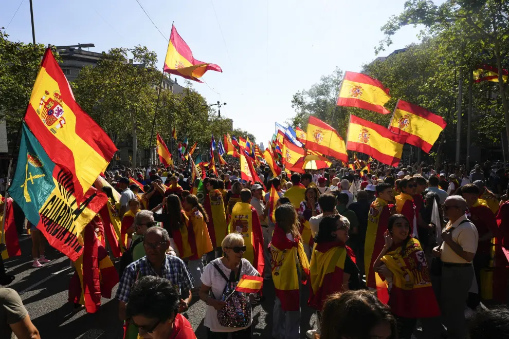 Manifestación convocada con motivo del Día de la Hispanidad en Barcelona