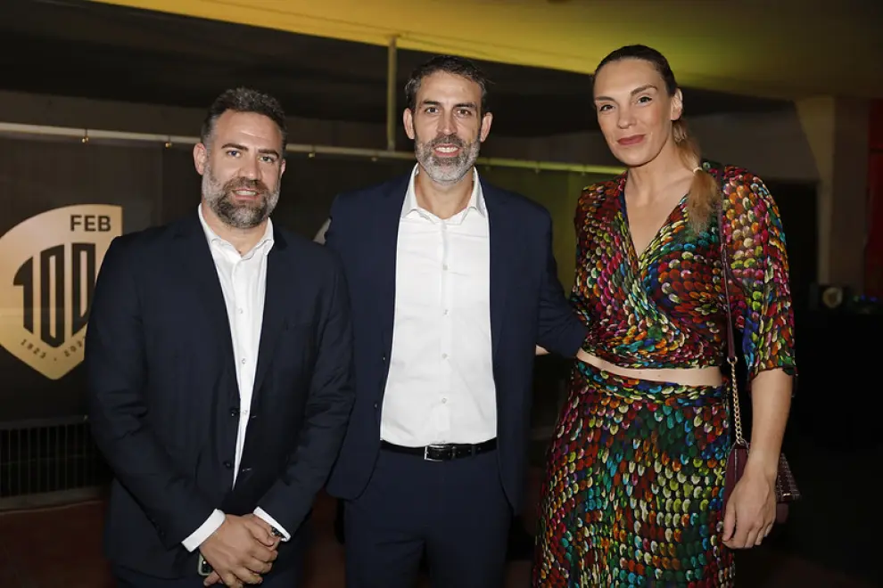 El Salón de la Fama del Baloncesto Español ha celebrado la ceremonia de ingresos en el estadio de La Cartuja en Sevilla