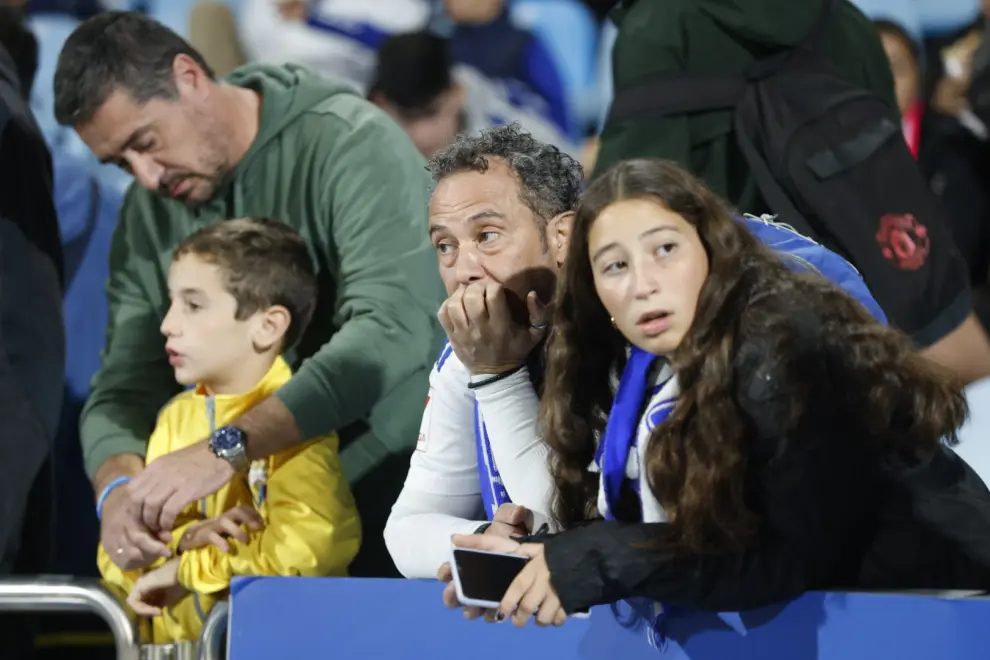 Aficionados en La Romareda para presenciar el partido entre el Real Zaragoza y el Eibar.