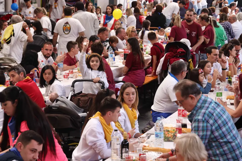 La Federación de Interpeñas celebra su comida de hermandad en la peña La Murga, este sábado en Zaragoza.