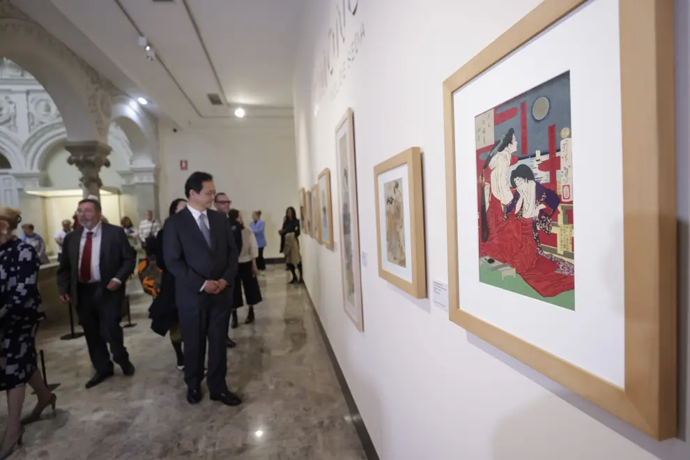Imágenes de la visita al Museo de Zaragoza del embajador de Japón, Takahiro Nakamae