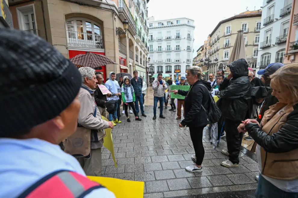 Batucada por el centro de Zaragoza con motivo del Día de las personas sin hogar