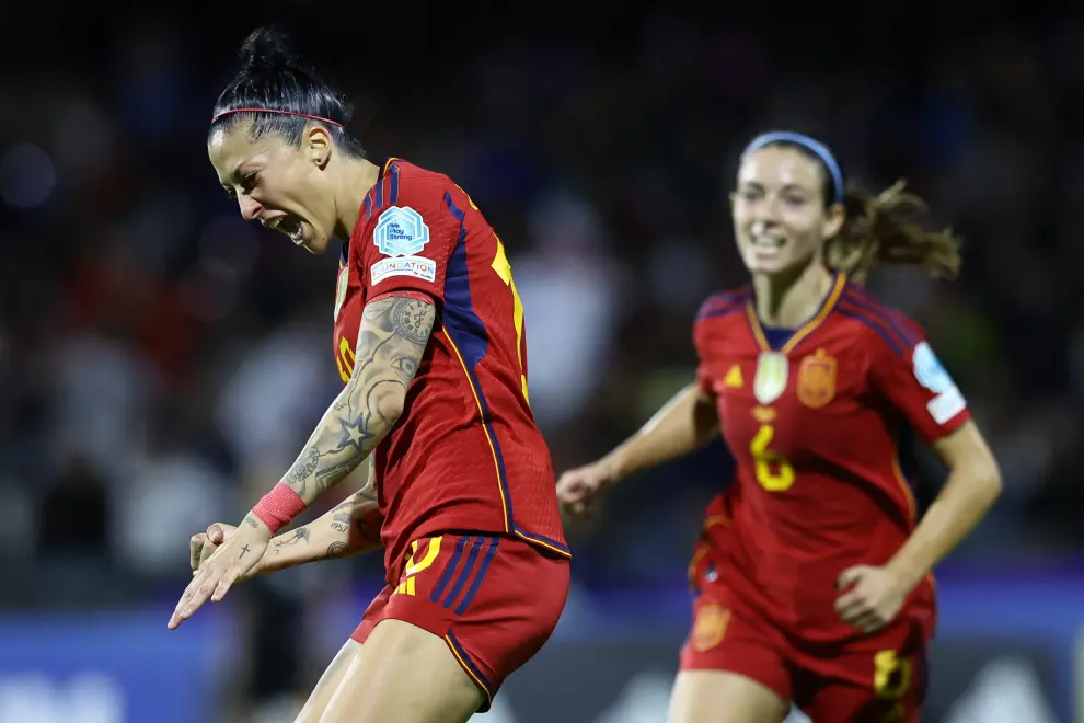 Foto del partido Italia-España, de la Liga de Naciones femenina: gol de Jenni Hermoso
