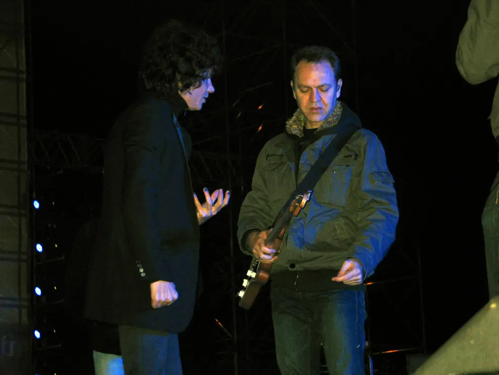 Enrique Bunbury y Juan Valdivia en el concierto de Héroes del Silencio en Cheste (Valencia)