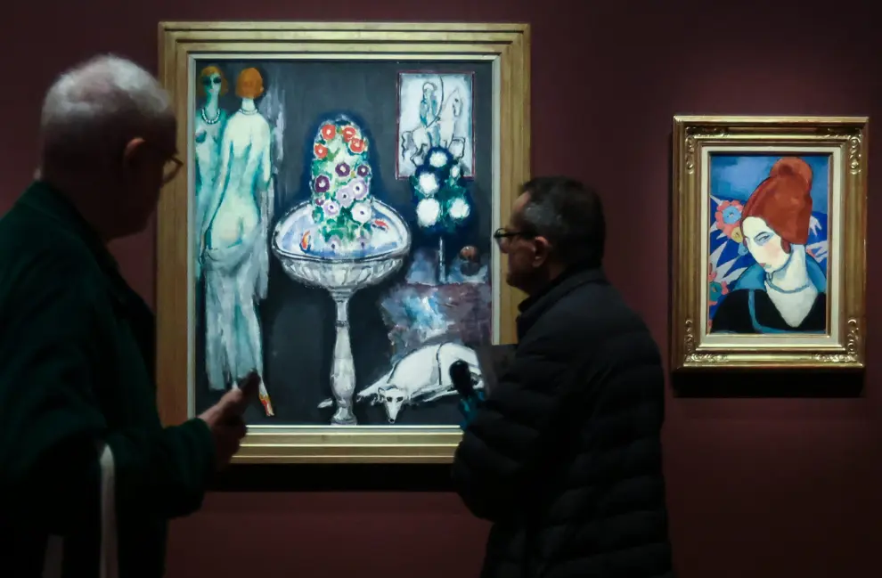 Visitantes de la exposición 'París de la Modernidad' en el Petit Palais
