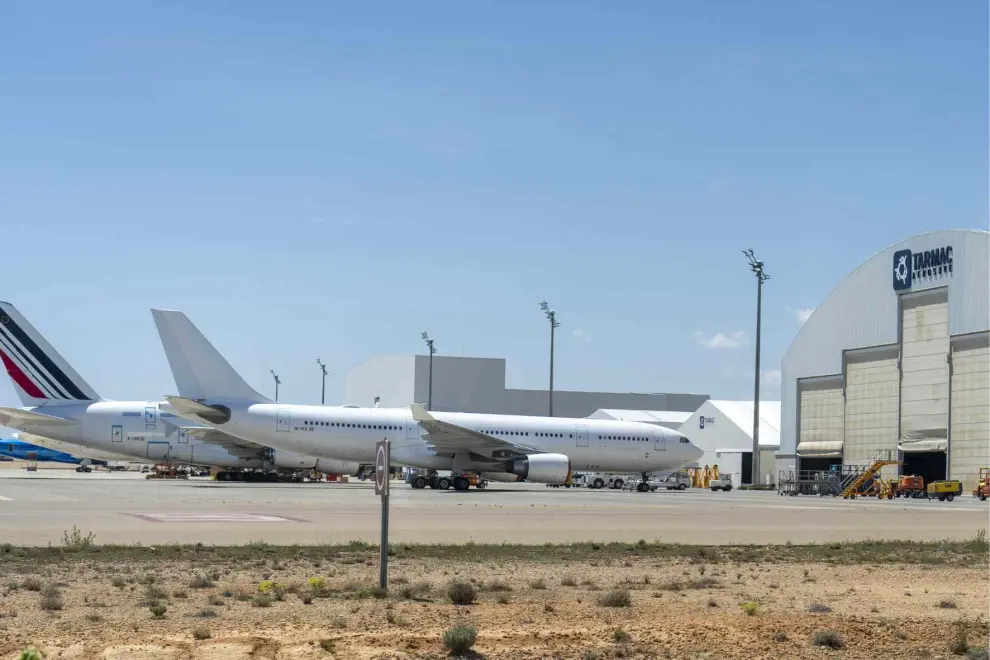 Aviones en el aeropuerto de Teruel
