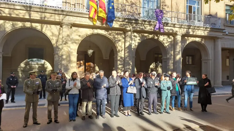 Actos contra el maltrato a las mujeres convocados por la delegación del Gobierno de Aragón en Zaragoza, Huesca y Teruel.