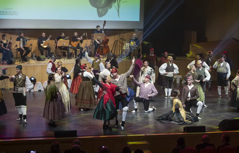 El escenario de la sala Mozart recibe a una selección de lo mejor del canto y el baile aragonés.