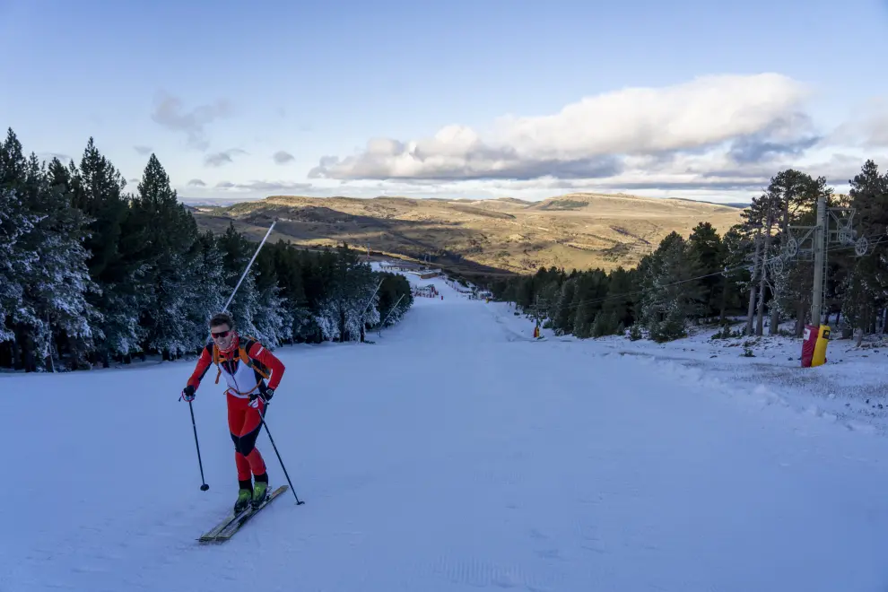 Estacion de esqui de Valdelinares que comenzara la temporada el proximo puente_2. Foto Antonio Garcia Bykofoto 04 12 23 [[[FOTOGRAFOS]]]