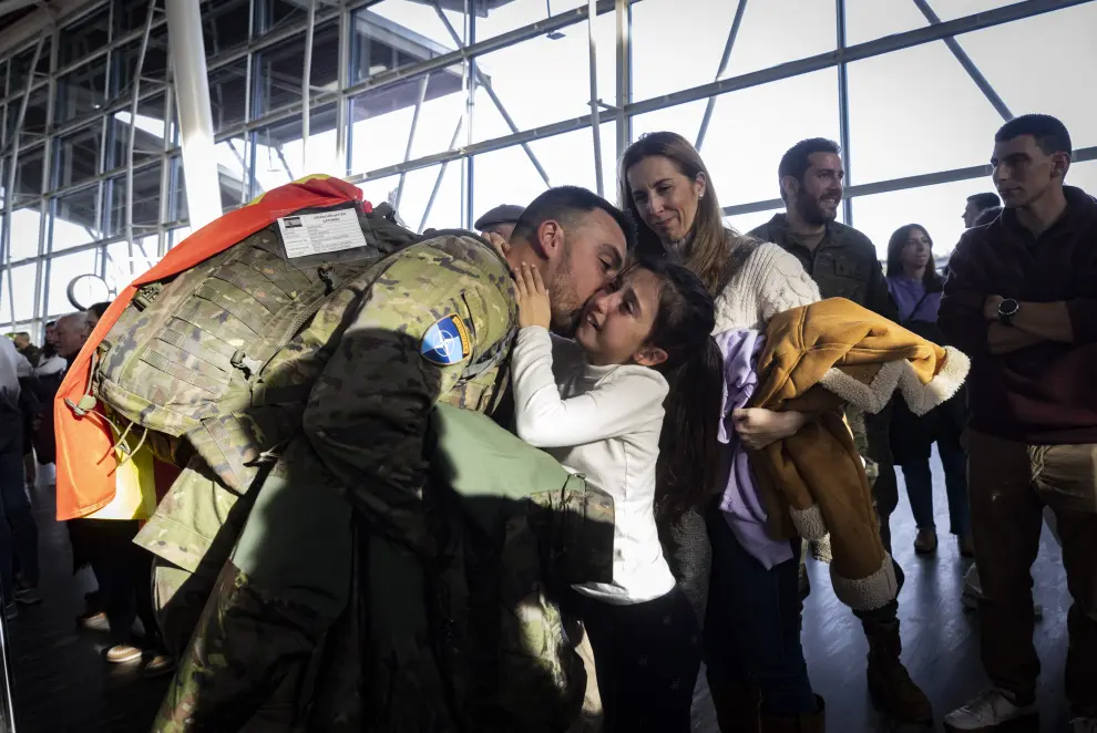 Más de 200 soldados han partido a Letonia para una misión aliada de la OTAN.
