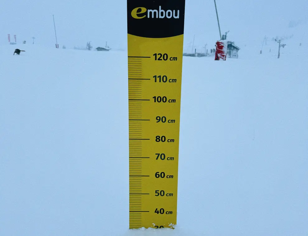 La última nevada en el Pirineo ha dejado hasta 40 cm. Imagen de la estación de esquí de Candanchú.