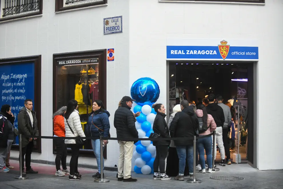 Inauguración de la tienda del Real Zaragoza