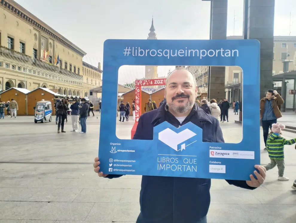 Jorge Gonzalvo participa en la iniciativa Libros que importan