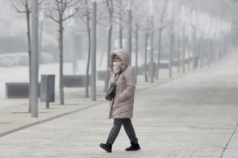 Niebla y frío en Zaragoza el 27 de diciembre de 2023