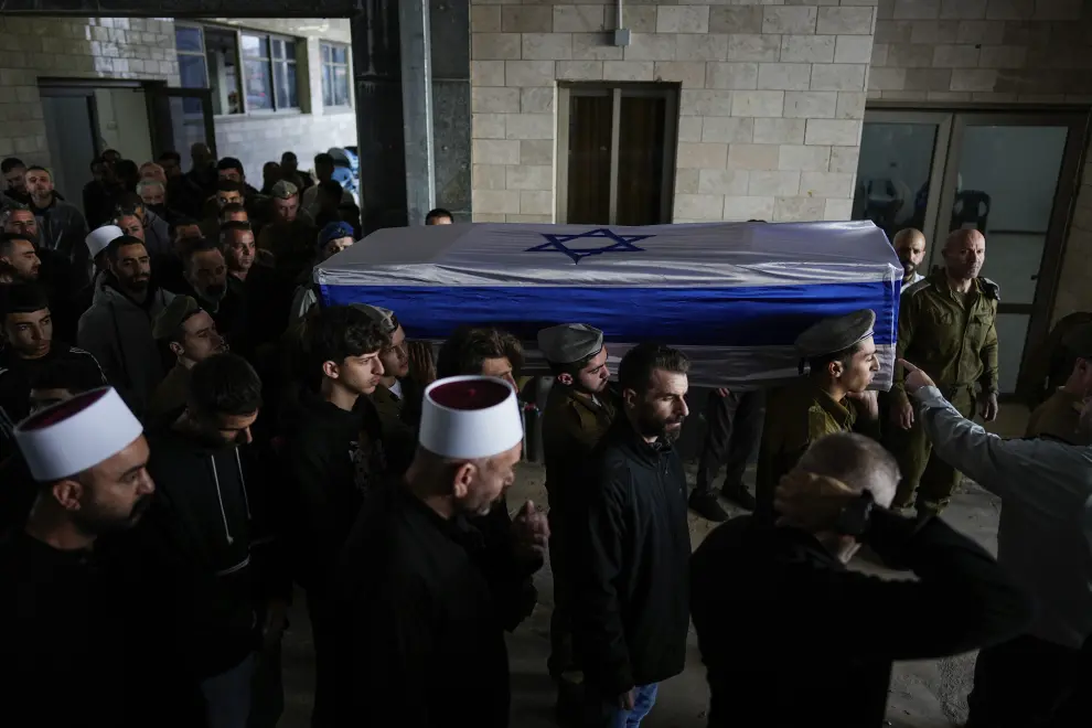 Funeral israelí por soldados muertos en el marco del conflicto entre Israel y Palestina.