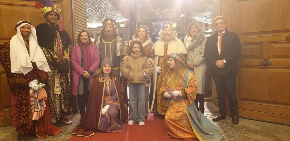 Fotos de la Cabalgata de Reyes 2024 en Zaragoza.