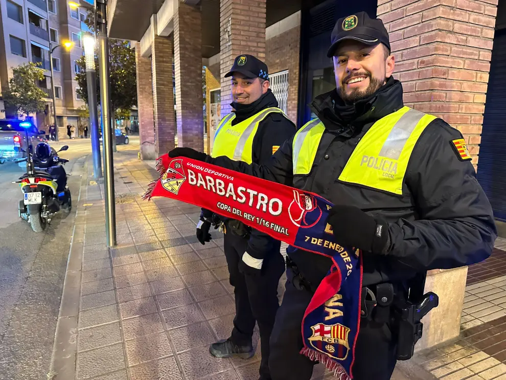 Expectación ante el partido de Copa del Rey entre el Barbastro y el Barça