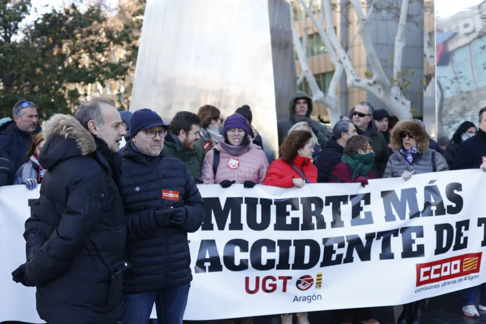 UGT y CC. OO. Aragón se concentran en Zaragoza ante las dos nuevas víctimas mortales en accidente de trabajo