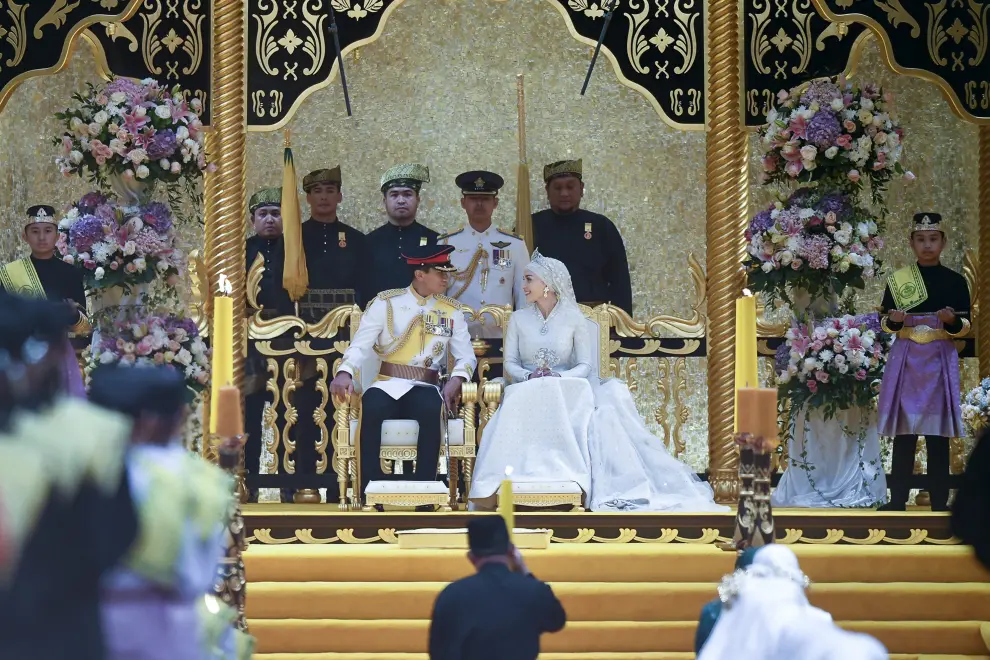 Fotos de 10 días de celebración de la boda del príncipe Abdul Mateen de Brunéi.