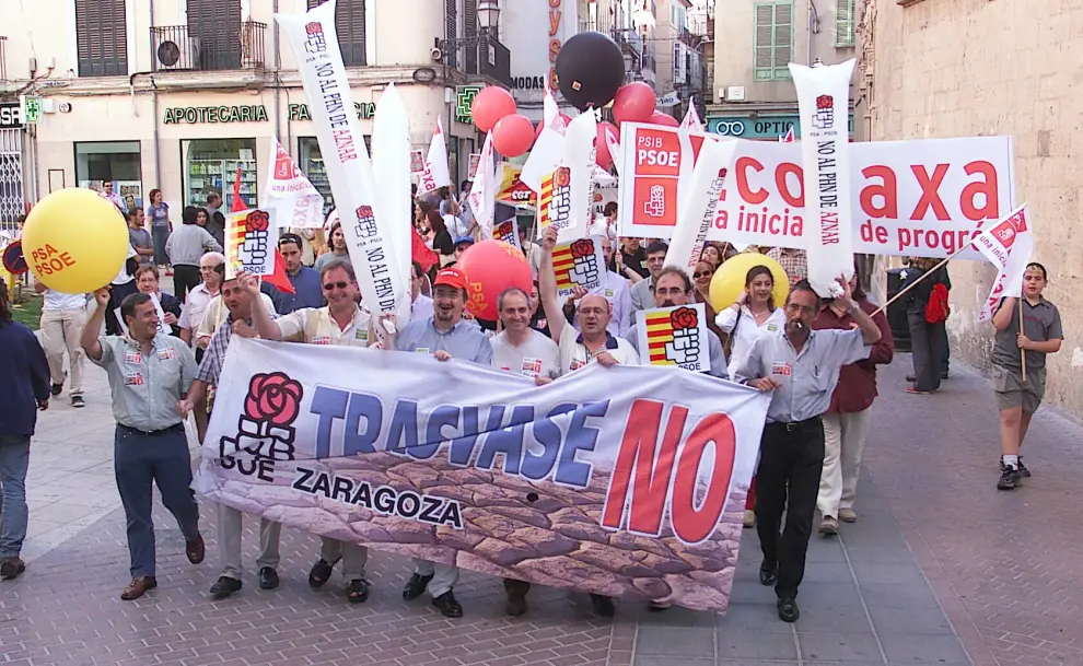 Marcha en Palma de Mallorca contra el PHN y el trasvase en 2002.