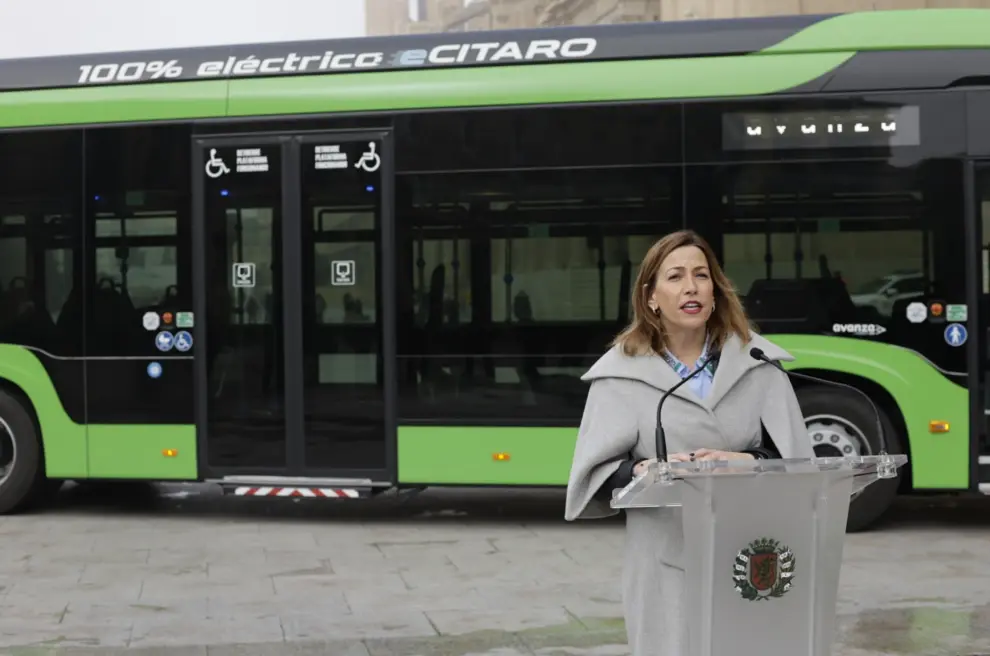 Presentación de los nuevos modelos de bus en Zaragoza.