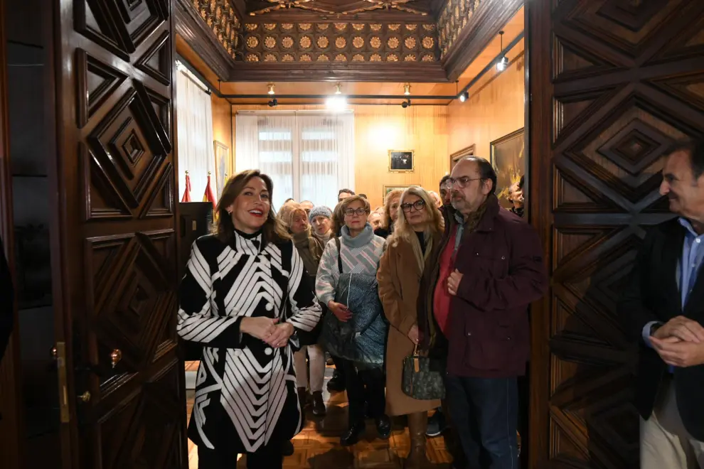 La alcaldesa ha sido la anfitriona en la jornada de puertas abiertas del Consistorio con motivo de San Valero.