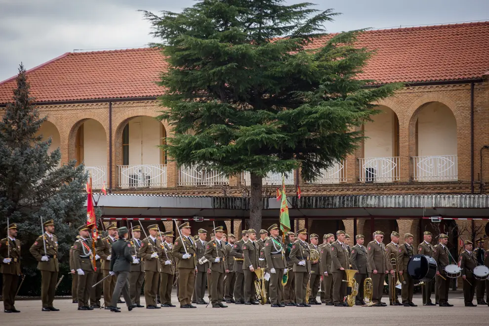 Parada militar en honor a San Juan Bosco en el acuartelamiento Barón de Warsage de Calatayud.