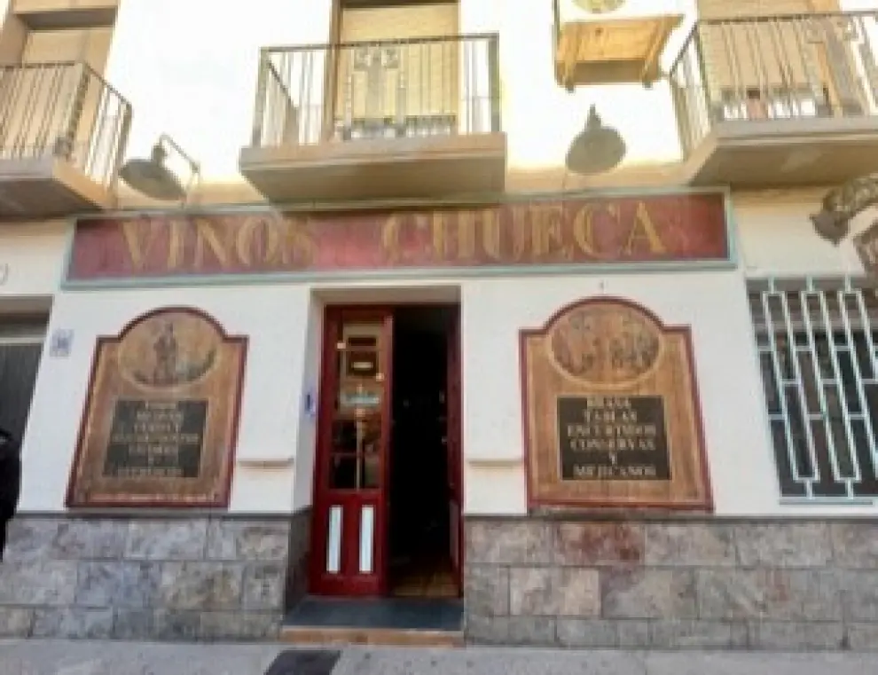 Fachada de Vinos Chueca en Casetas