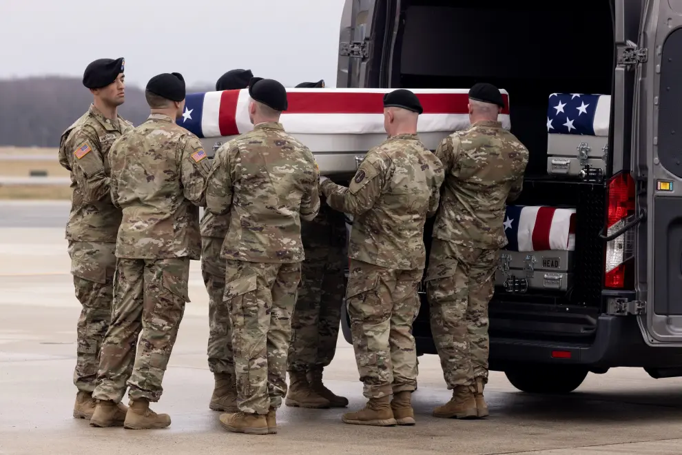 Llegan a Estados Unidos los soldados muertos en Jordania USA DOVER DIGNIFIED TRANSFER BIDEN