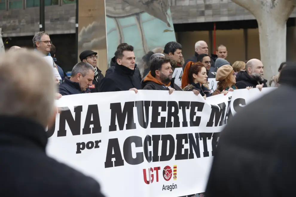 Protesta en repulsa por dos nuevas muertes por trabajo en Zaragoza