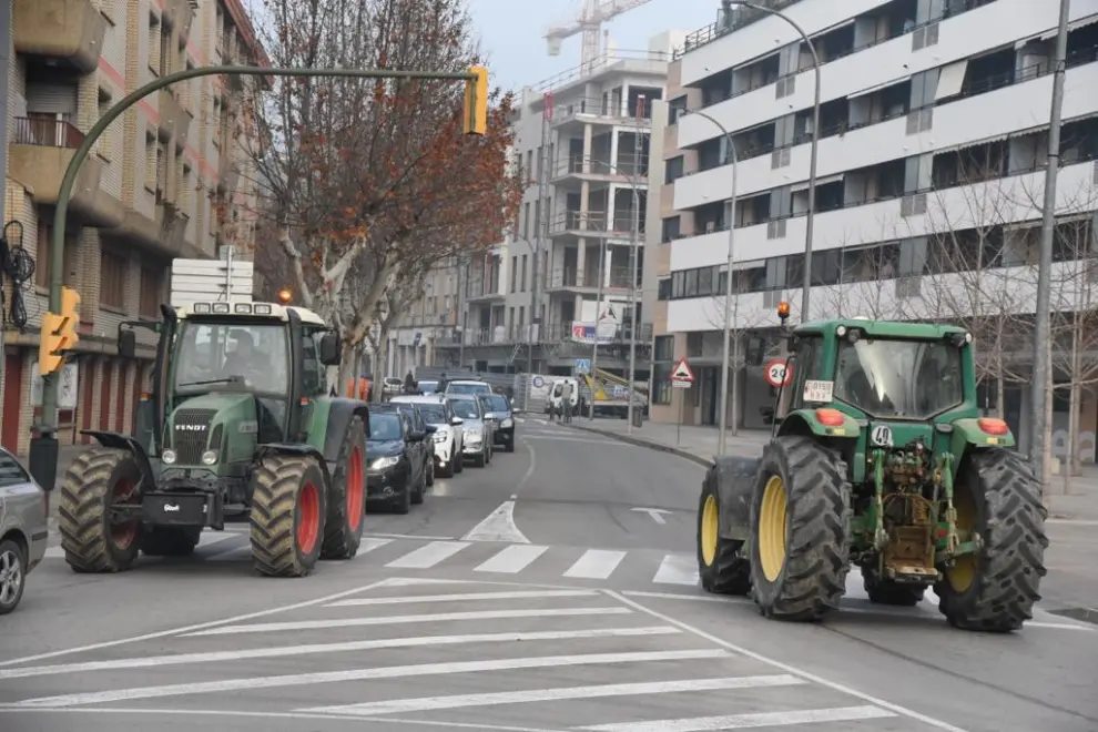 Los tractores toman las calles de Huesca.