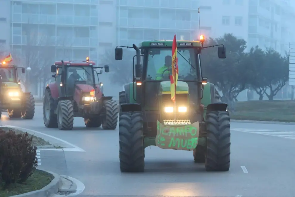Los tractores comienzan a llegar a Huesca.